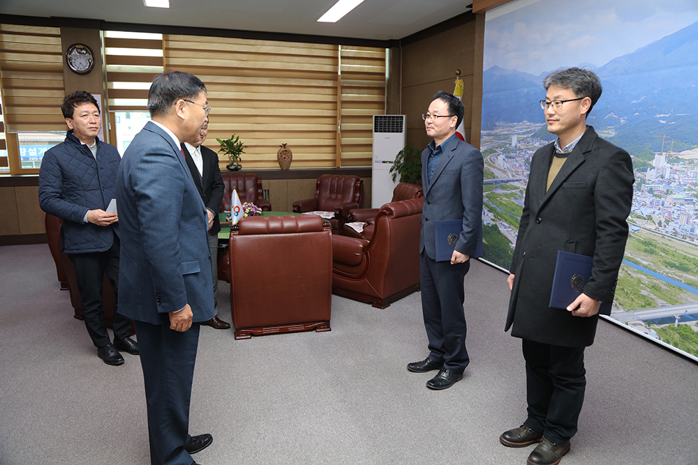 2018 02 22 임명장 수여(권영수 최정 계장)